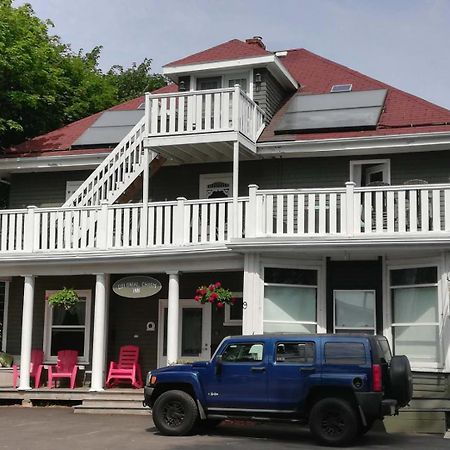 Colonial Charm Inn Bed & Breakfast Charlottetown Exterior photo